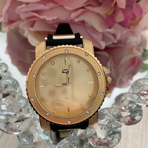 Other - Icy flashy Silicon black gold watch